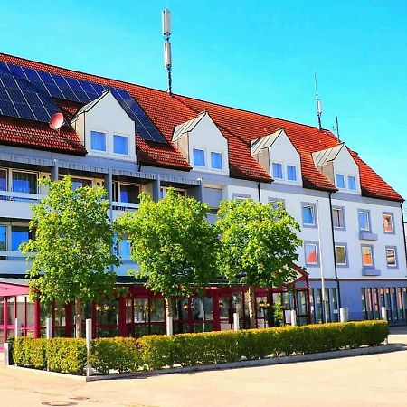 Hotel Krone Koenigsbrunn Bagian luar foto